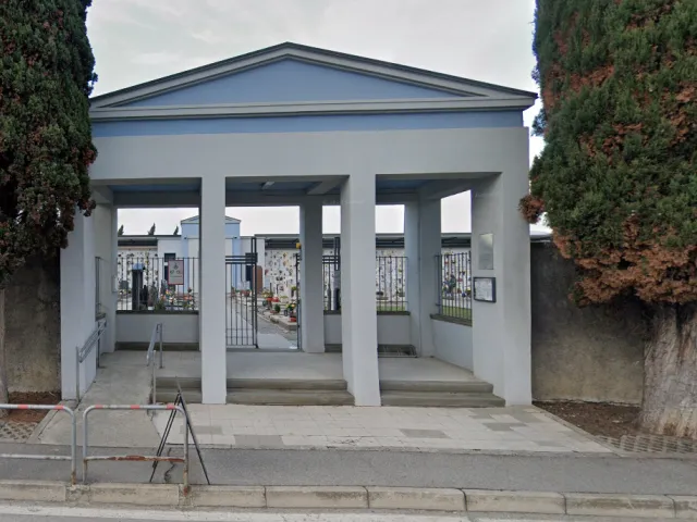 ingresso cimitero