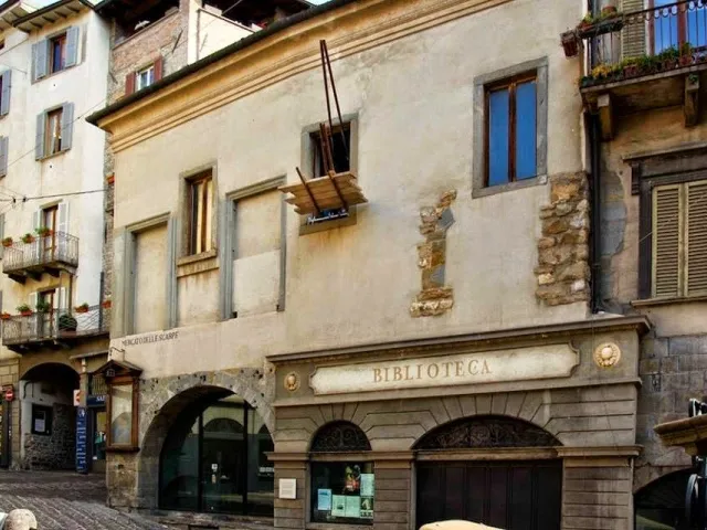 Biblioteca Gavazzeni