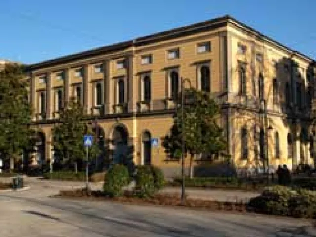 Esterno ingresso biblioteca