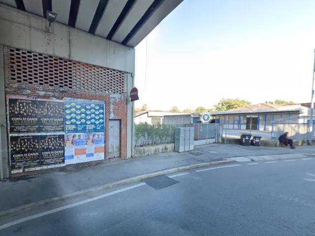 Sala polivalente dalla via